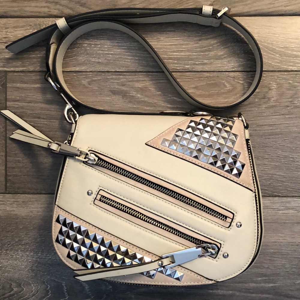 Marc Jacobs Cross Body with thick shoulder strap
